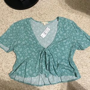 PacSun, green and white tie shirt, small